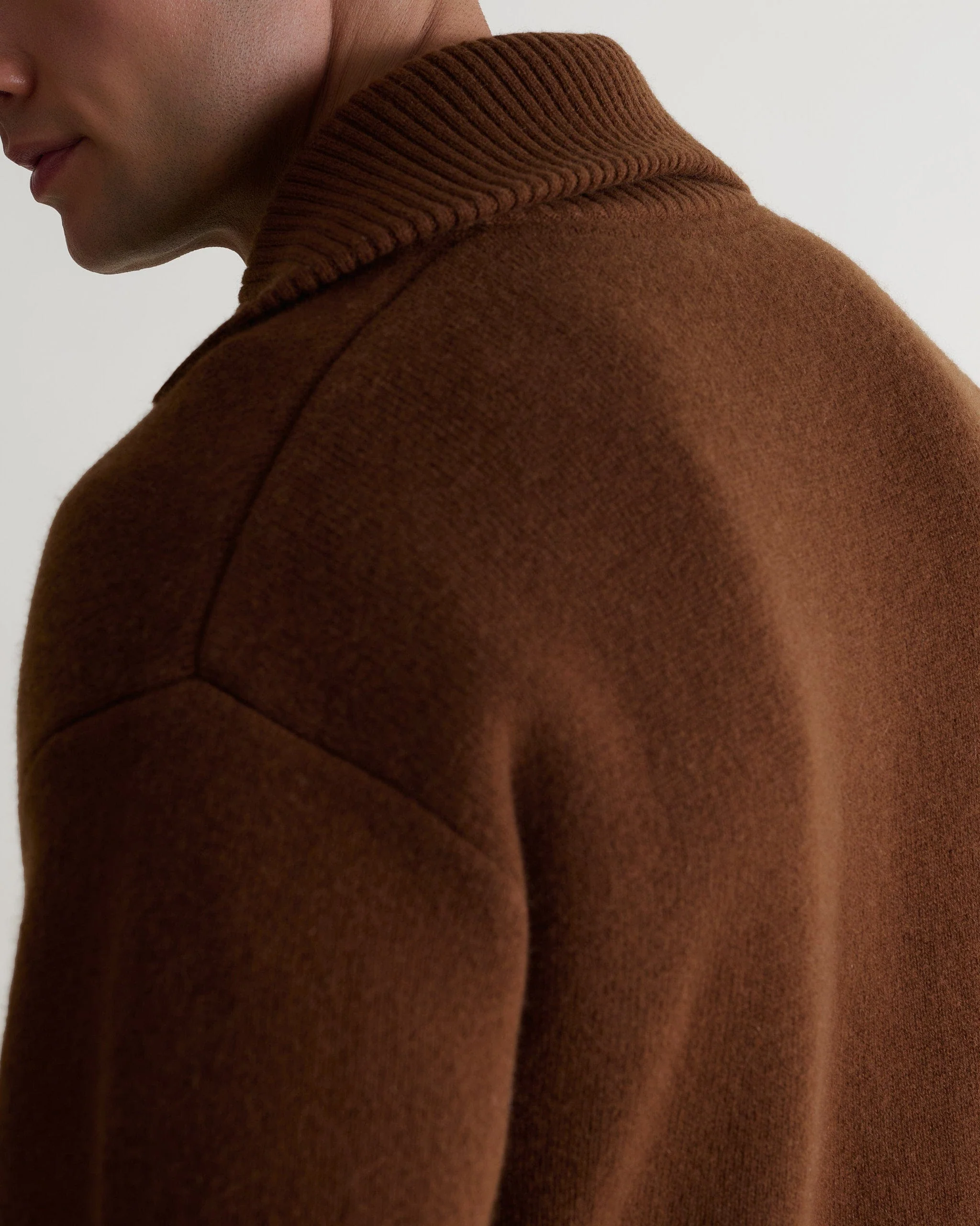 Men's Cashmere Merino Buttoned Cardigan - Image 7