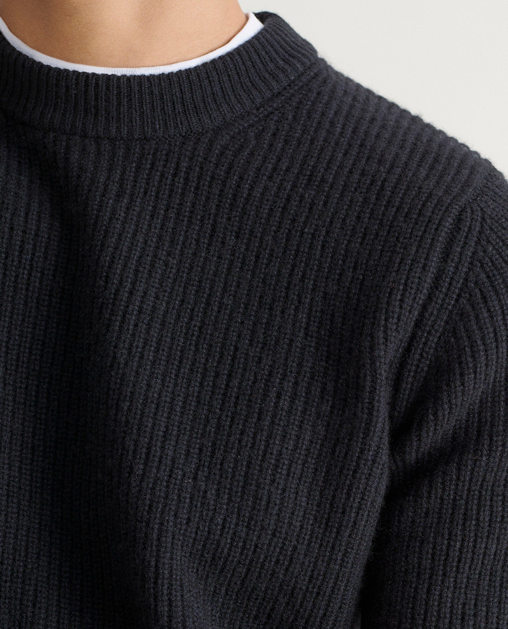 Men's Cashmere Merino Fishermans Rib Crew Neck Jumper - Image 17