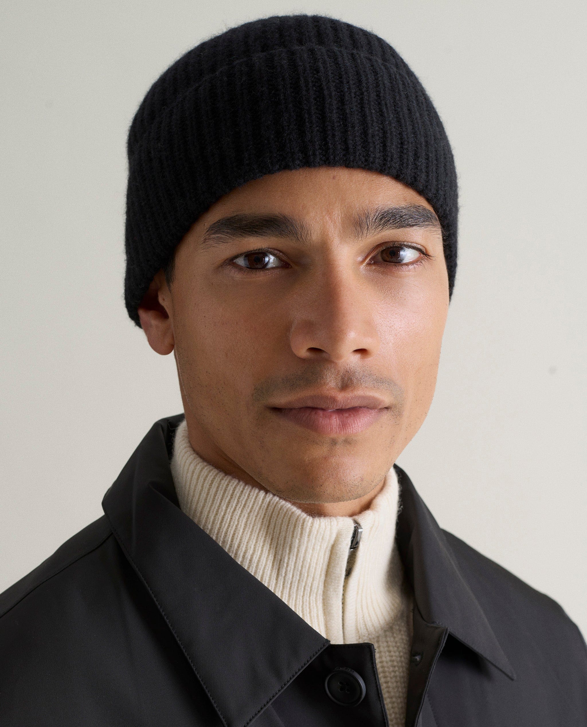 Men's Cashmere Merino Ribbed Knit Beanie - Image 9