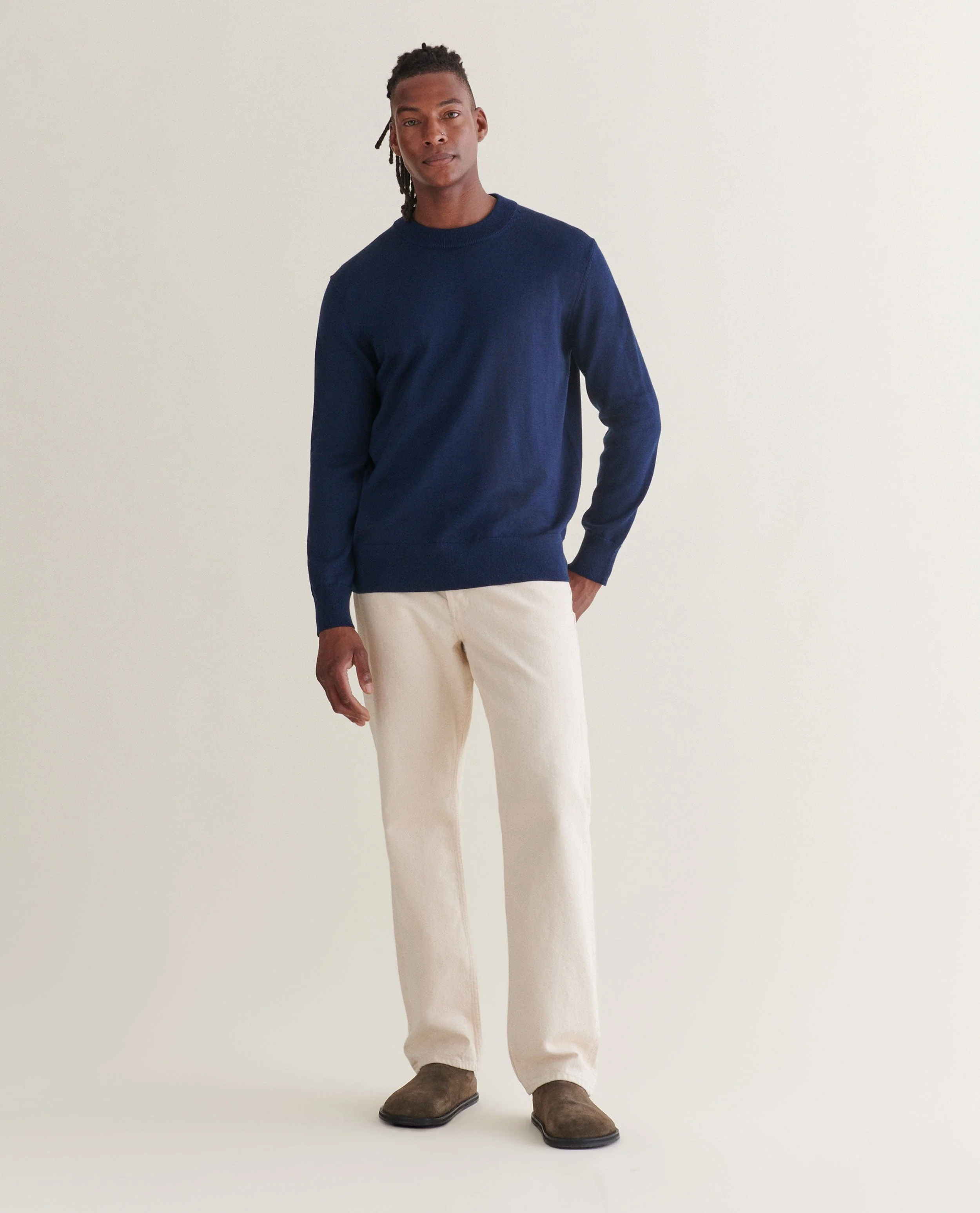 Men's Merino Mid-Weight Crew Neck Jumper - Image 11