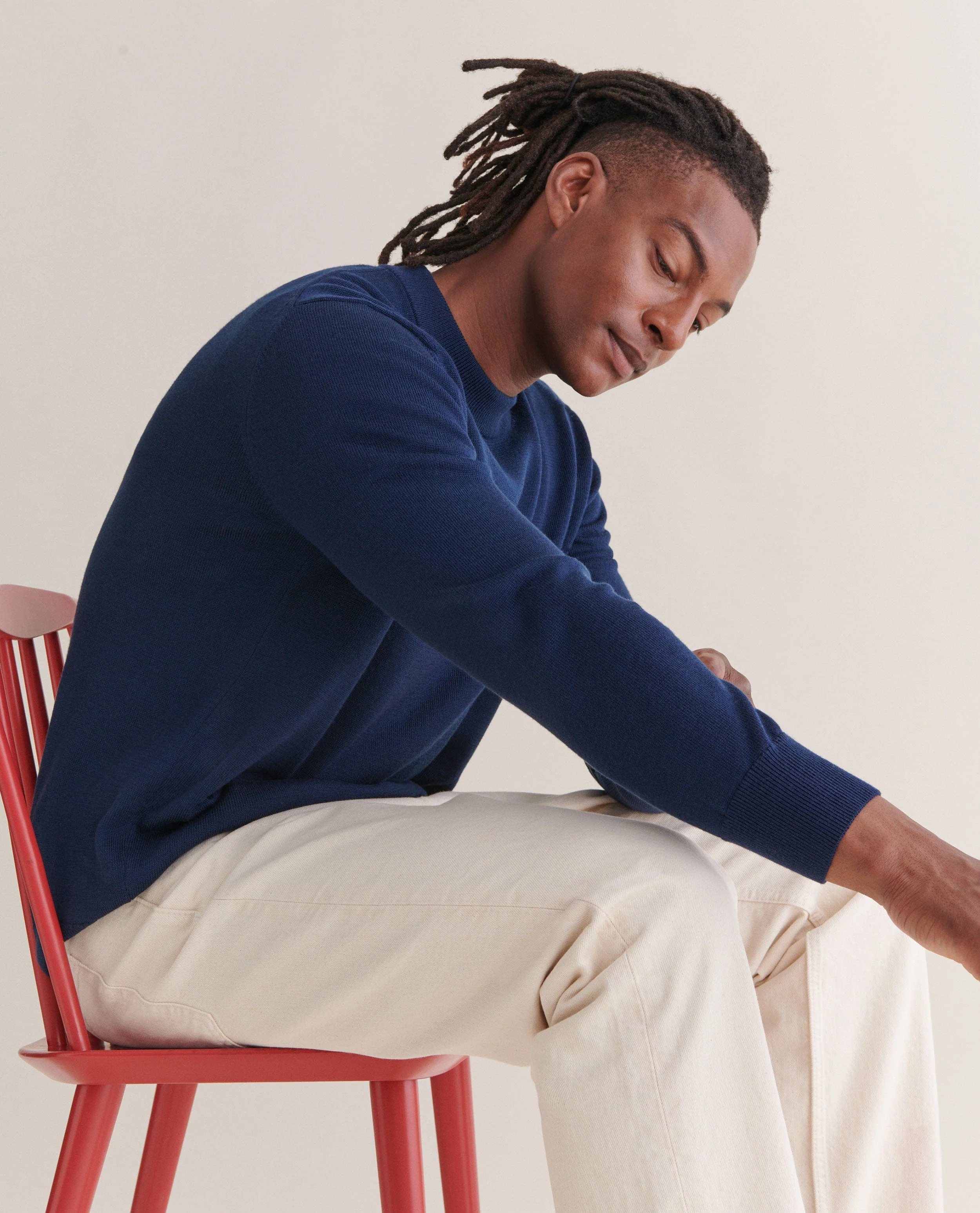 Men's Merino Mid-Weight Crew Neck Jumper - Image 15