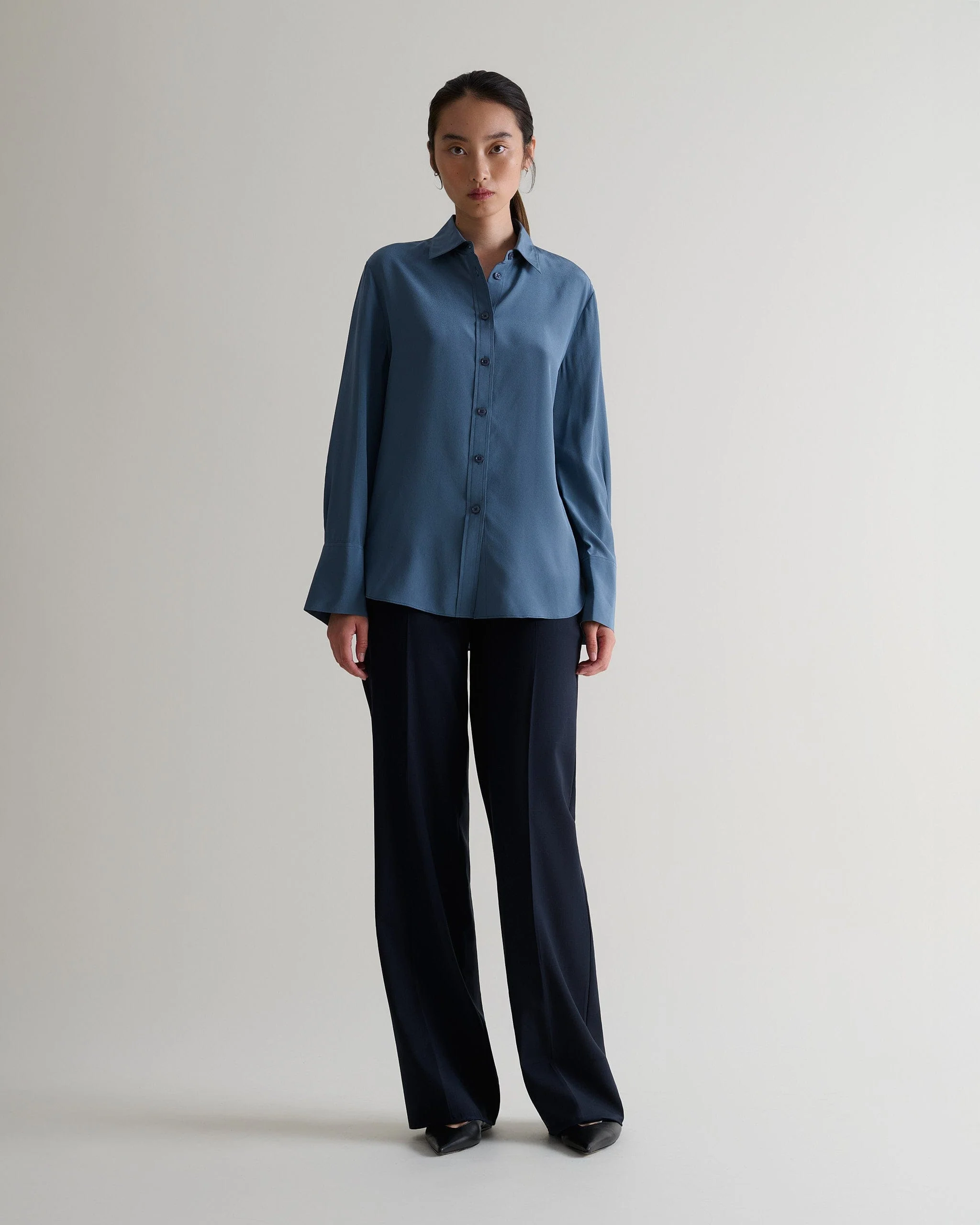 Women's Silk Crepe Shirt - Pewter - Image 3