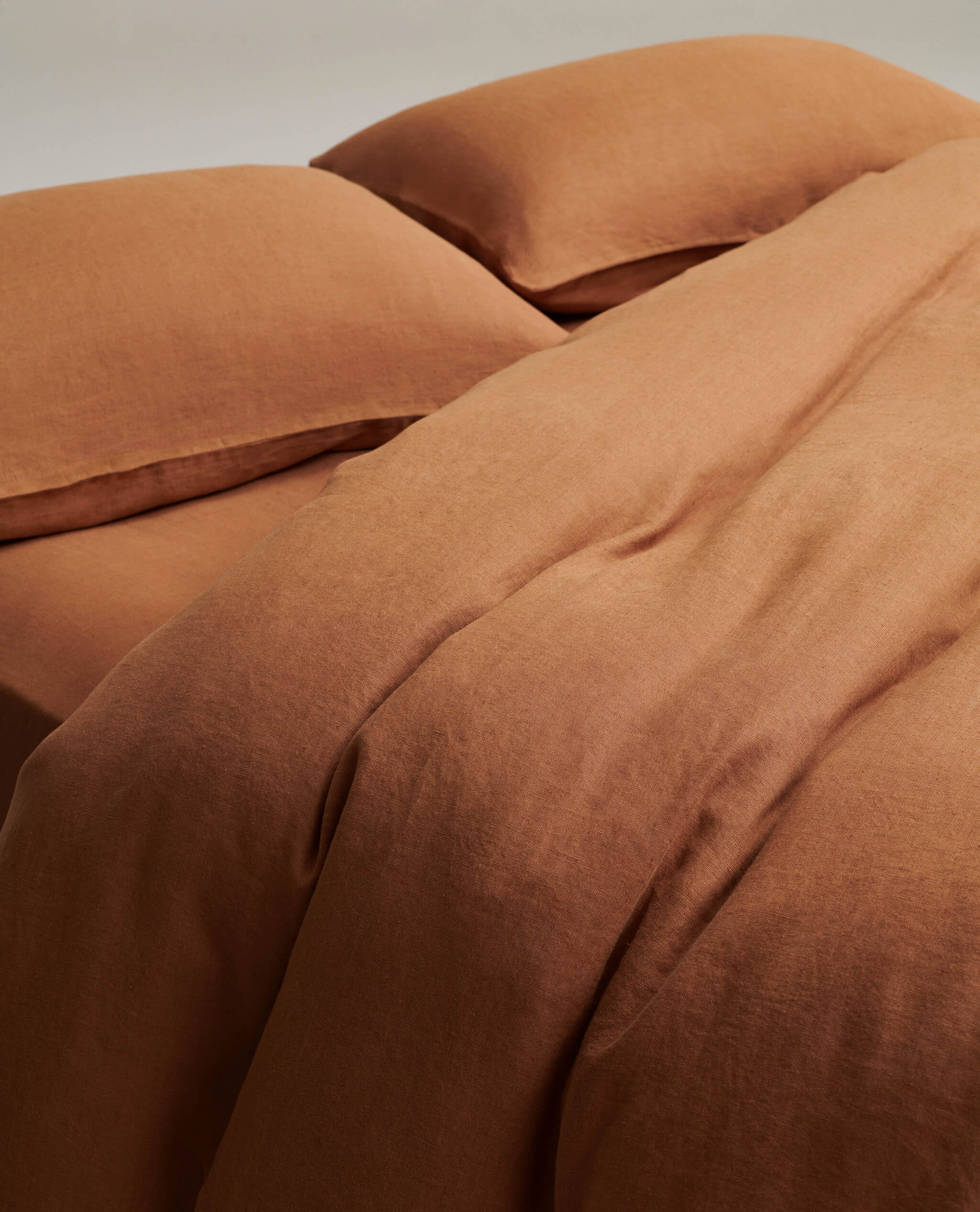 Relaxed & Refined Linen Pillowcase Set - Ochre - Image 2