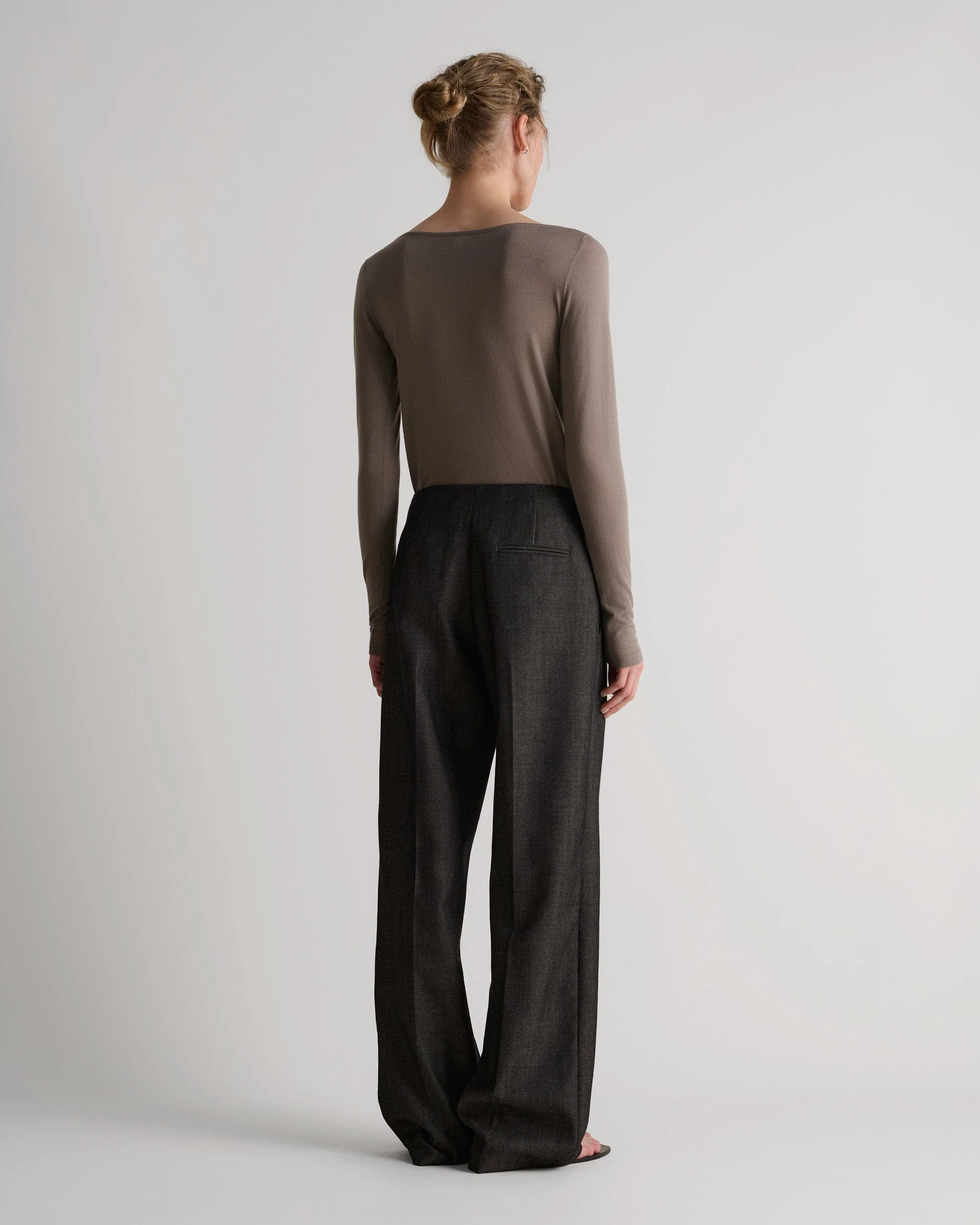 Women's Superfine Merino Straight Neck Jumper - Mole - Image 5