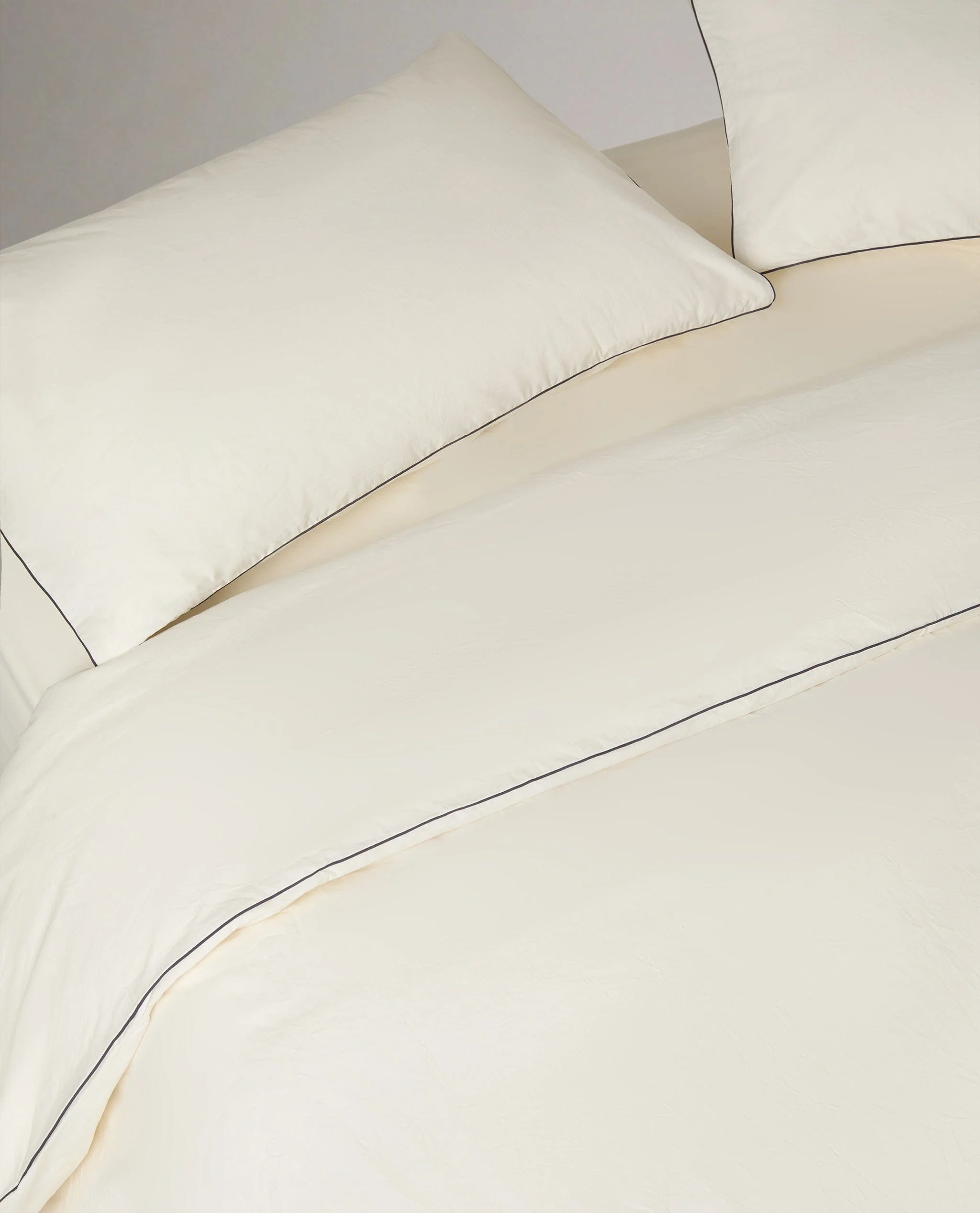 The Crisp & Cool Organic Deluxe Bundle - Buttermilk Black Piping - Double - Image 2