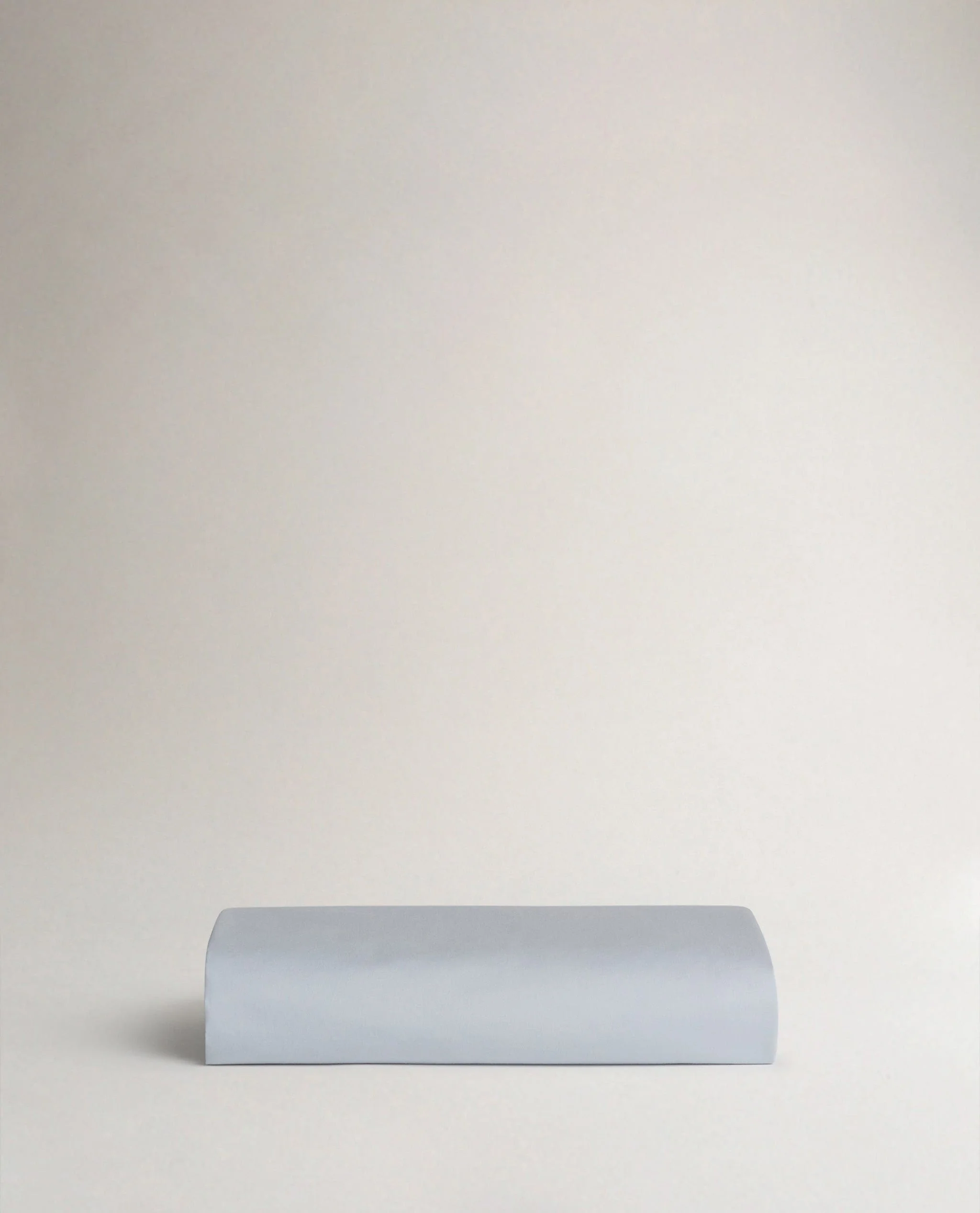 The Crisp & Cool Organic Luxury Flat Sheet - Cornflower - Image 3
