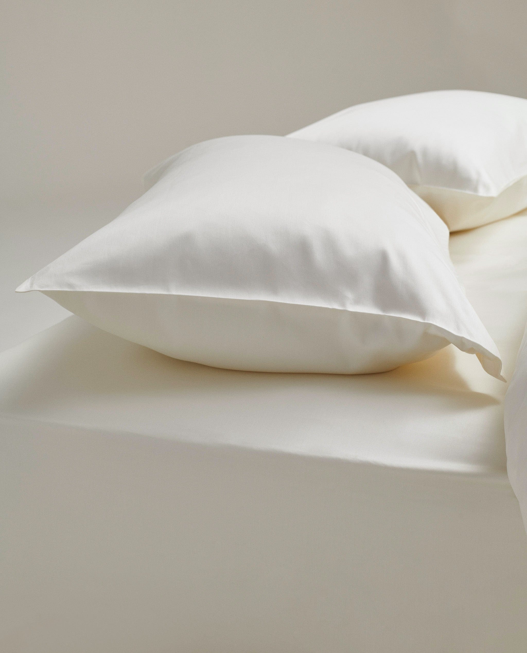 The Soft & Smooth Luxury Sheet Set - Buttermilk - Image 4