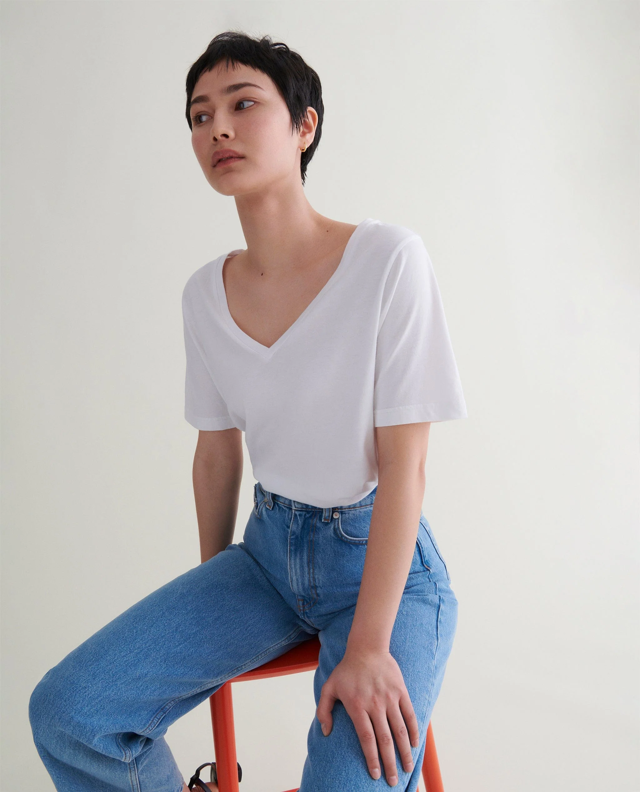 Women's V Neck Seacell T-shirt - White - Image 4