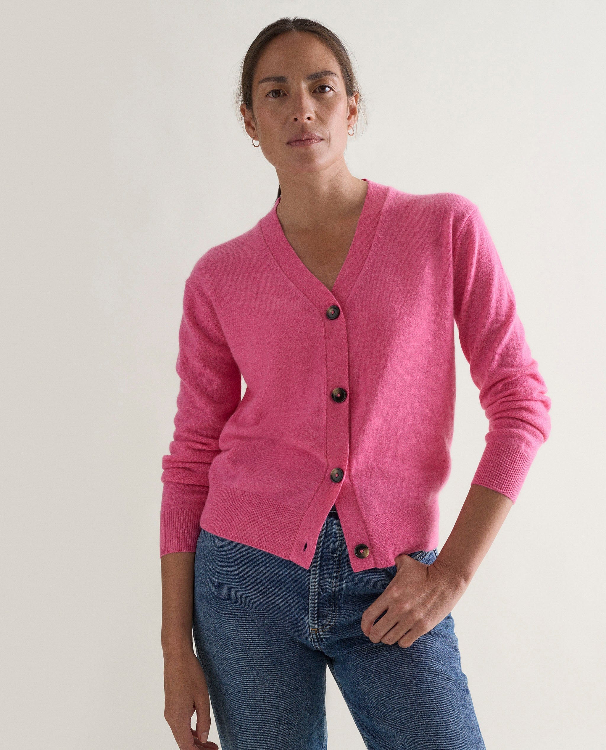 Women's Finest Cashmere Knitted V Neck Cardigan - Image 17