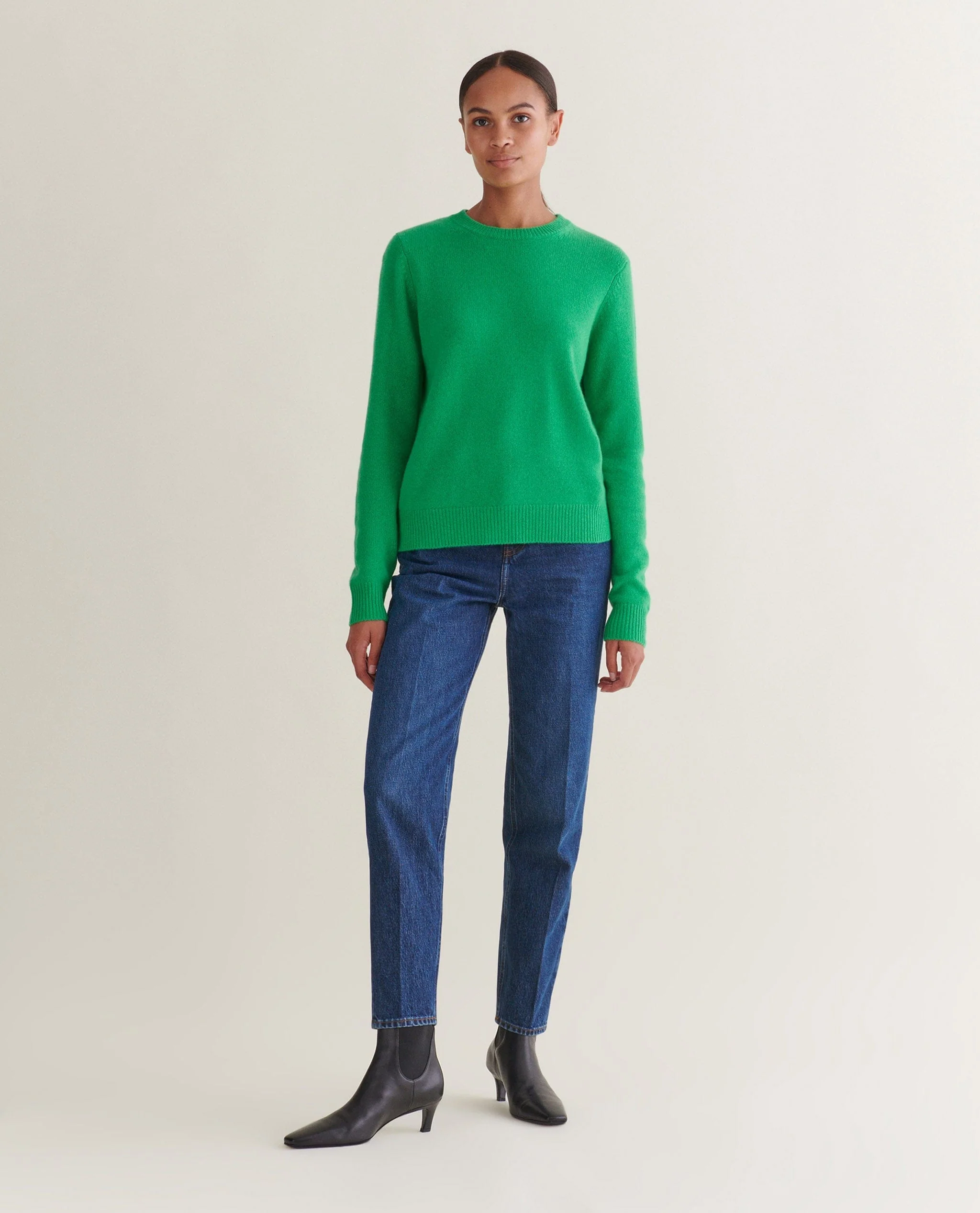 Women's Finest Cashmere Mid-Weight Crew Neck Jumper - Image 44