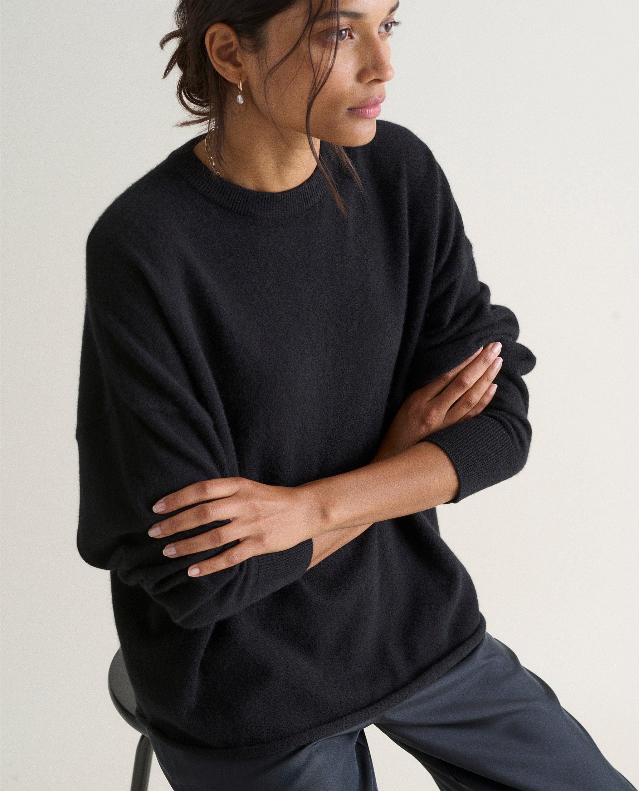 Women's Finest Cashmere Sweatshirt - Image 9