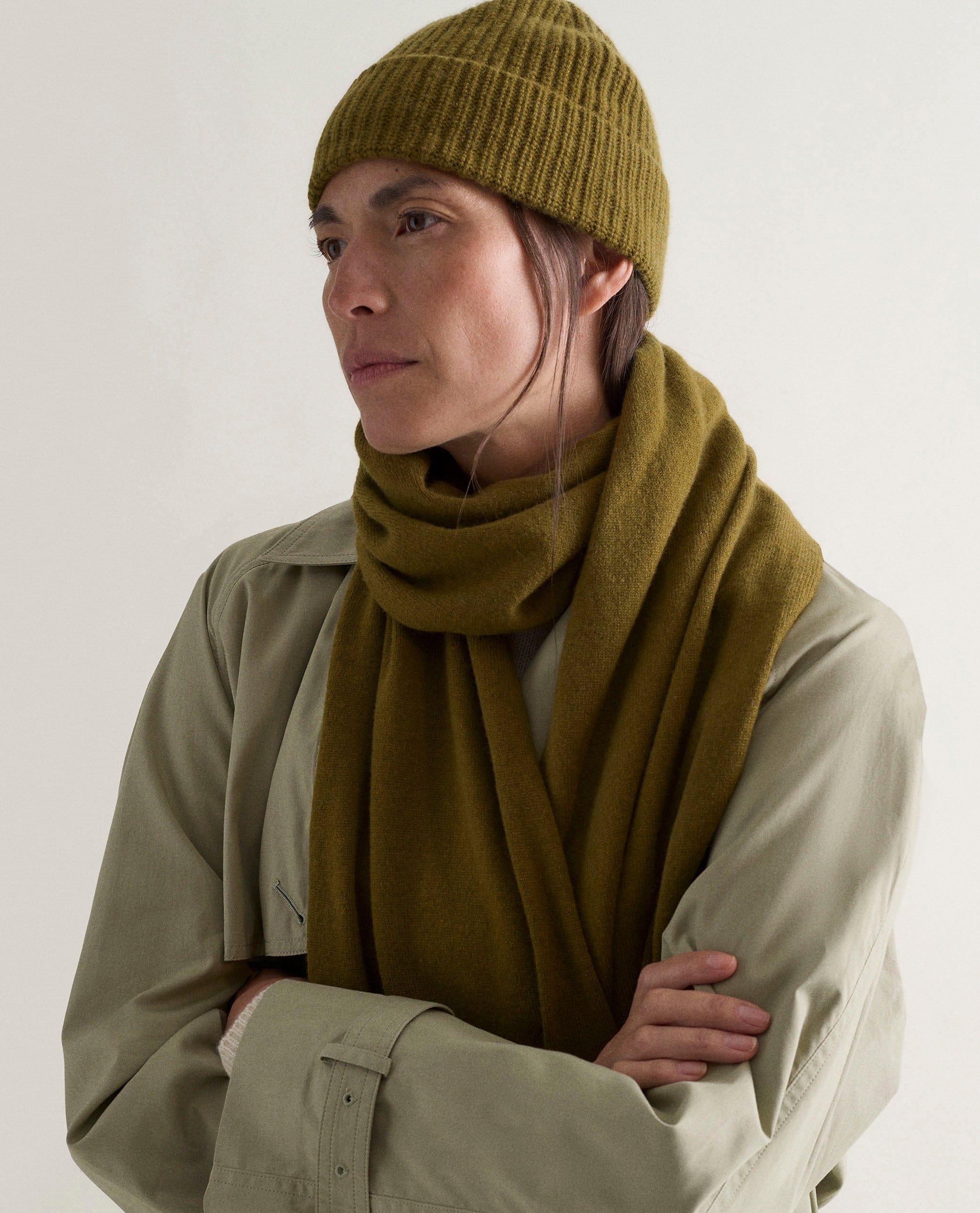 Women's Cashmere Merino Ribbed Knit Beanie - Image 13