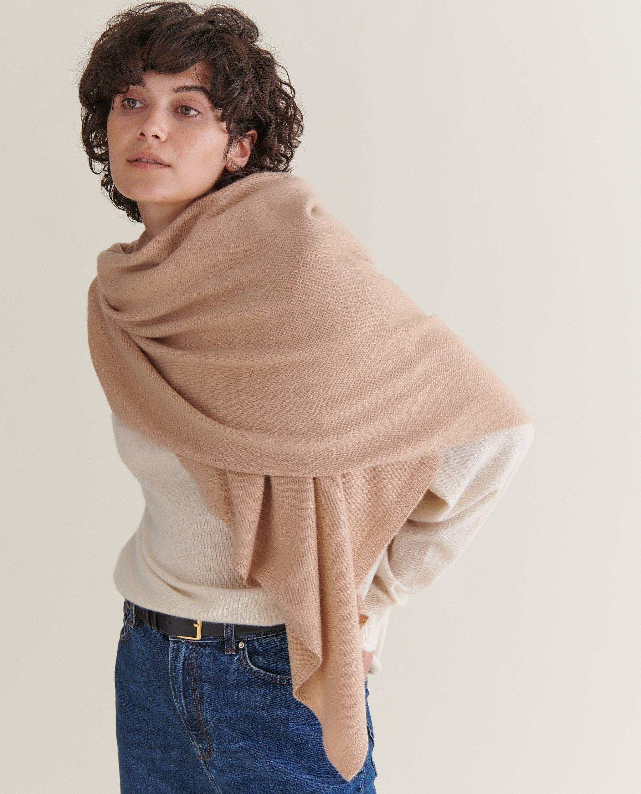 Oversized Finest Cashmere Wrap - Image 30