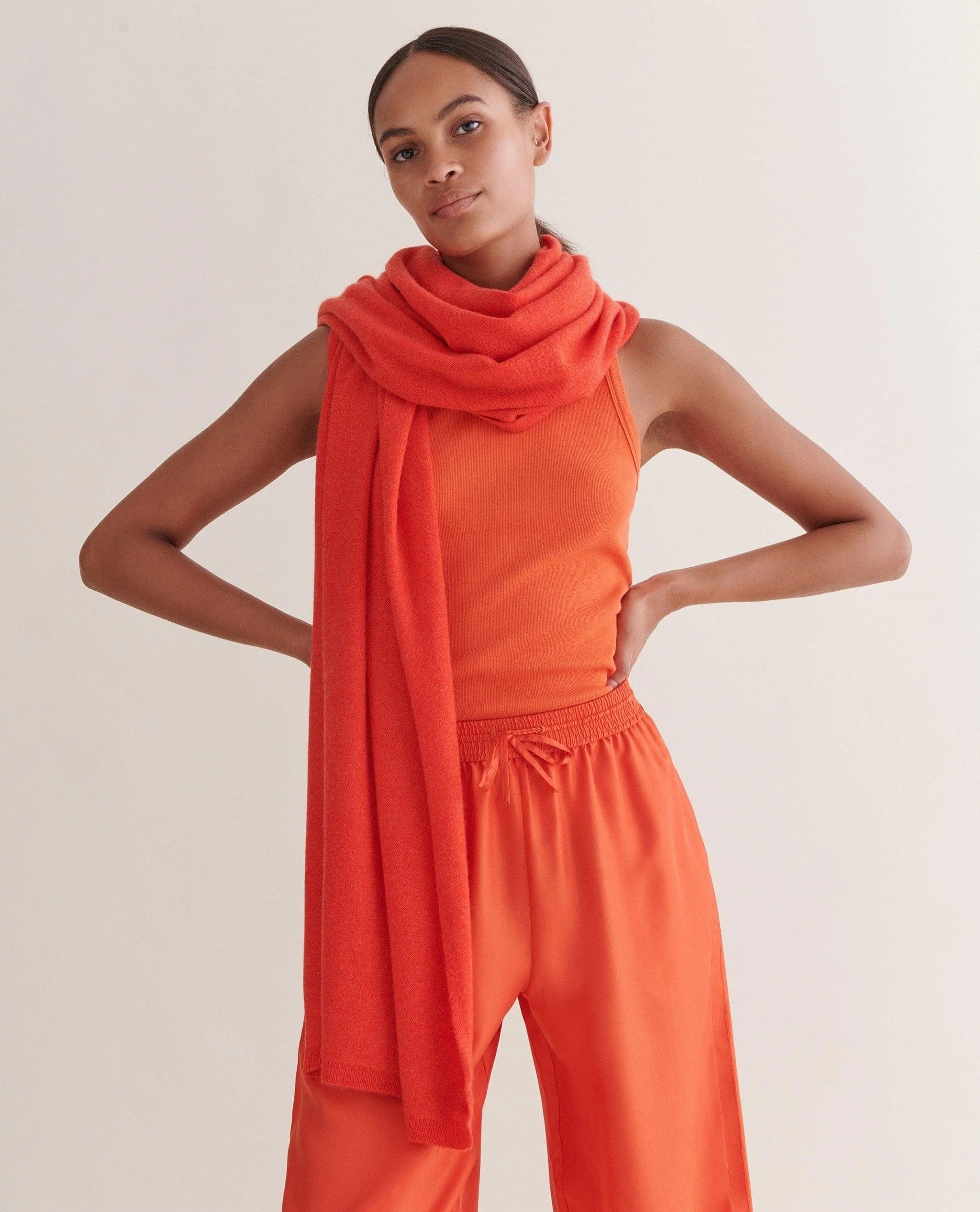 Oversized Finest Cashmere Wrap - Image 33